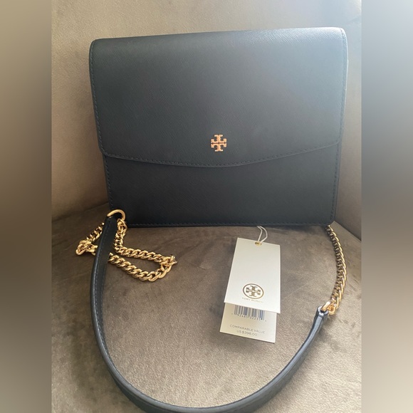 SOLD-Tory Burch Emerson Envelope Adjustable Shoulder bag - Picture 3 of 10